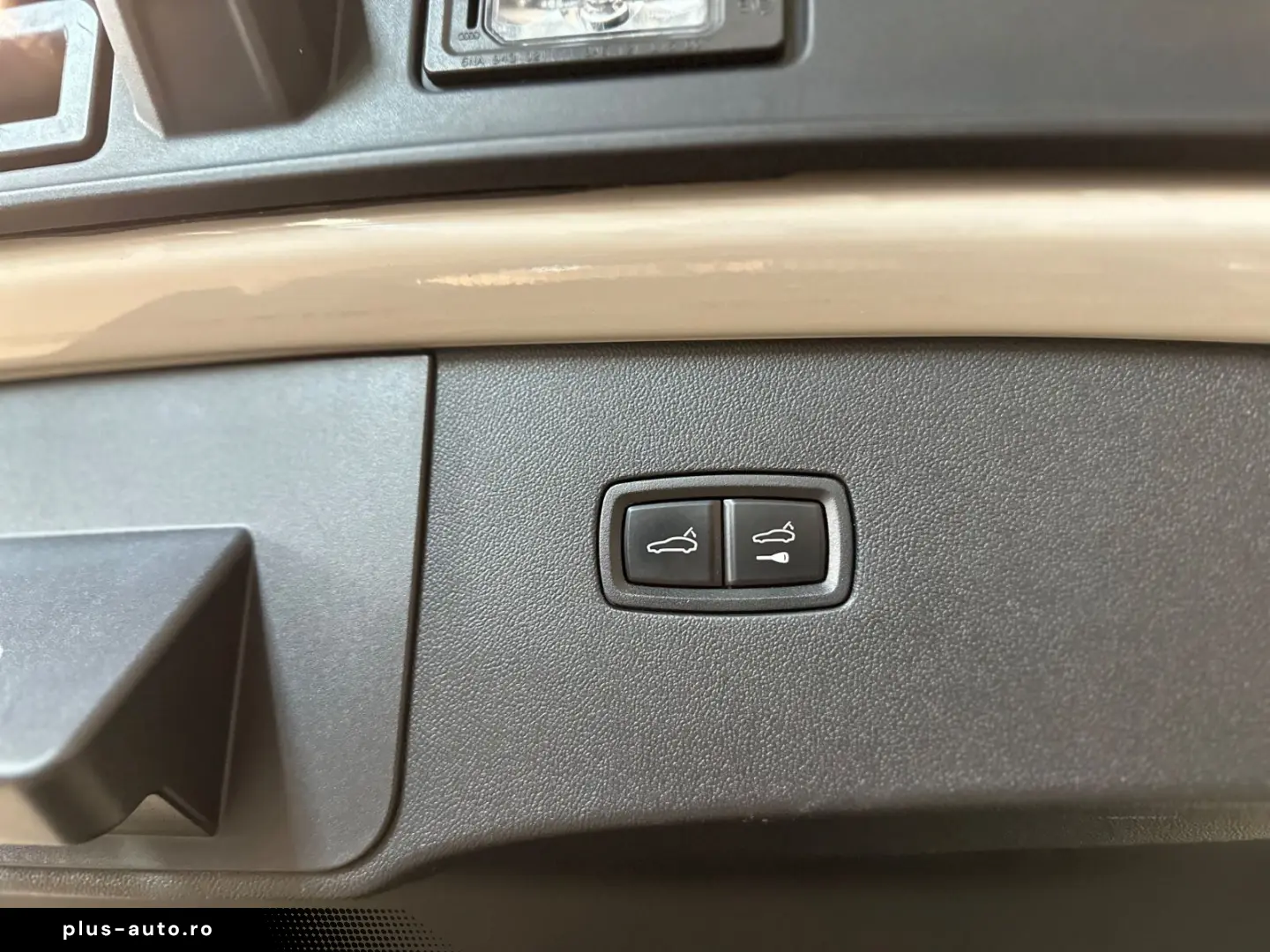 PORSCHE Cayenne Coupe Turbo  Soft-Close PDCC Pano 21