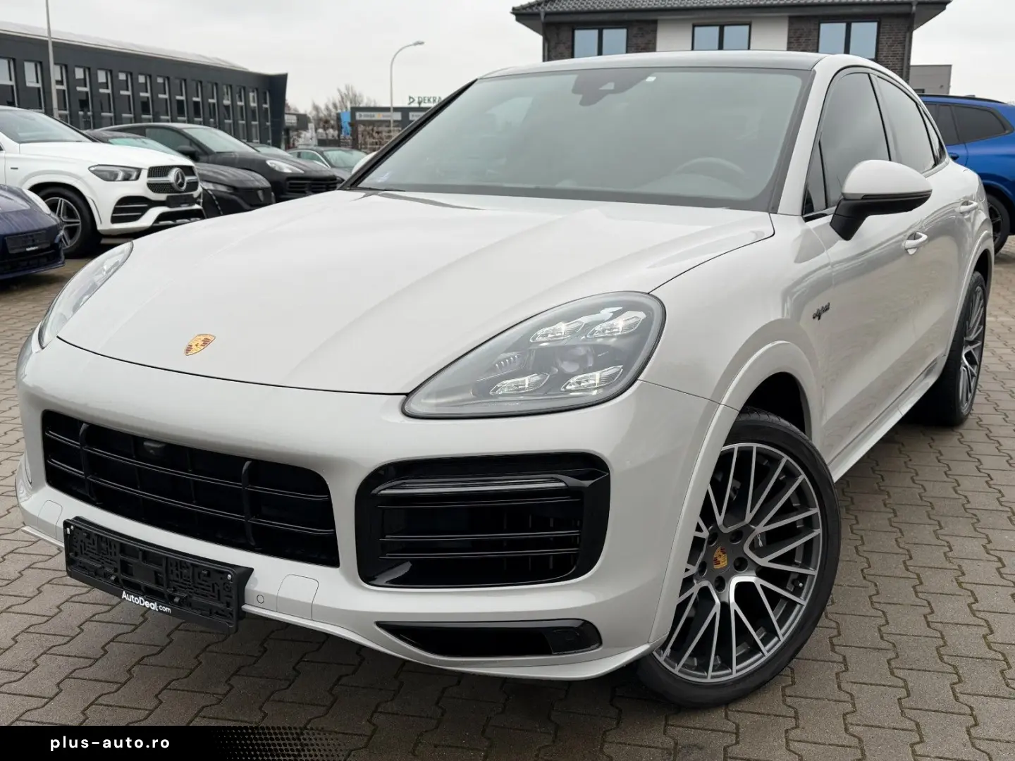 PORSCHE Cayenne COUPE 3.0 Hybrid SPORT DESIGN PACKAGE