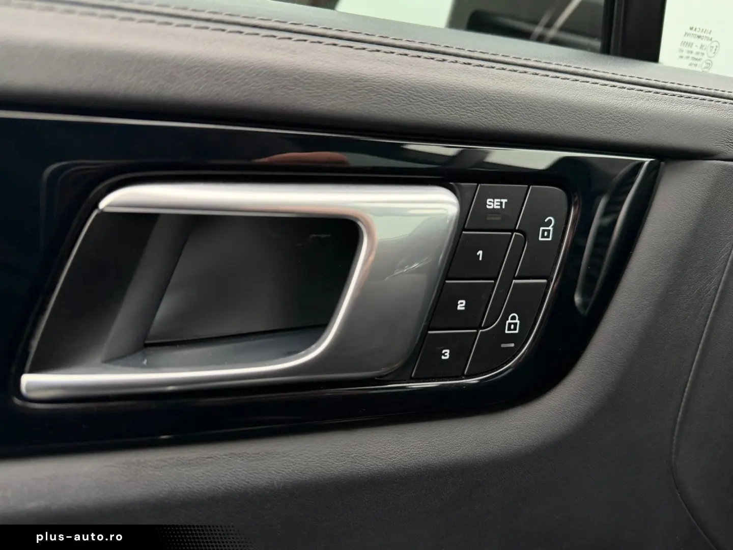 PORSCHE Cayenne COUPE 3.0 Hybrid SPORT DESIGN PACKAGE