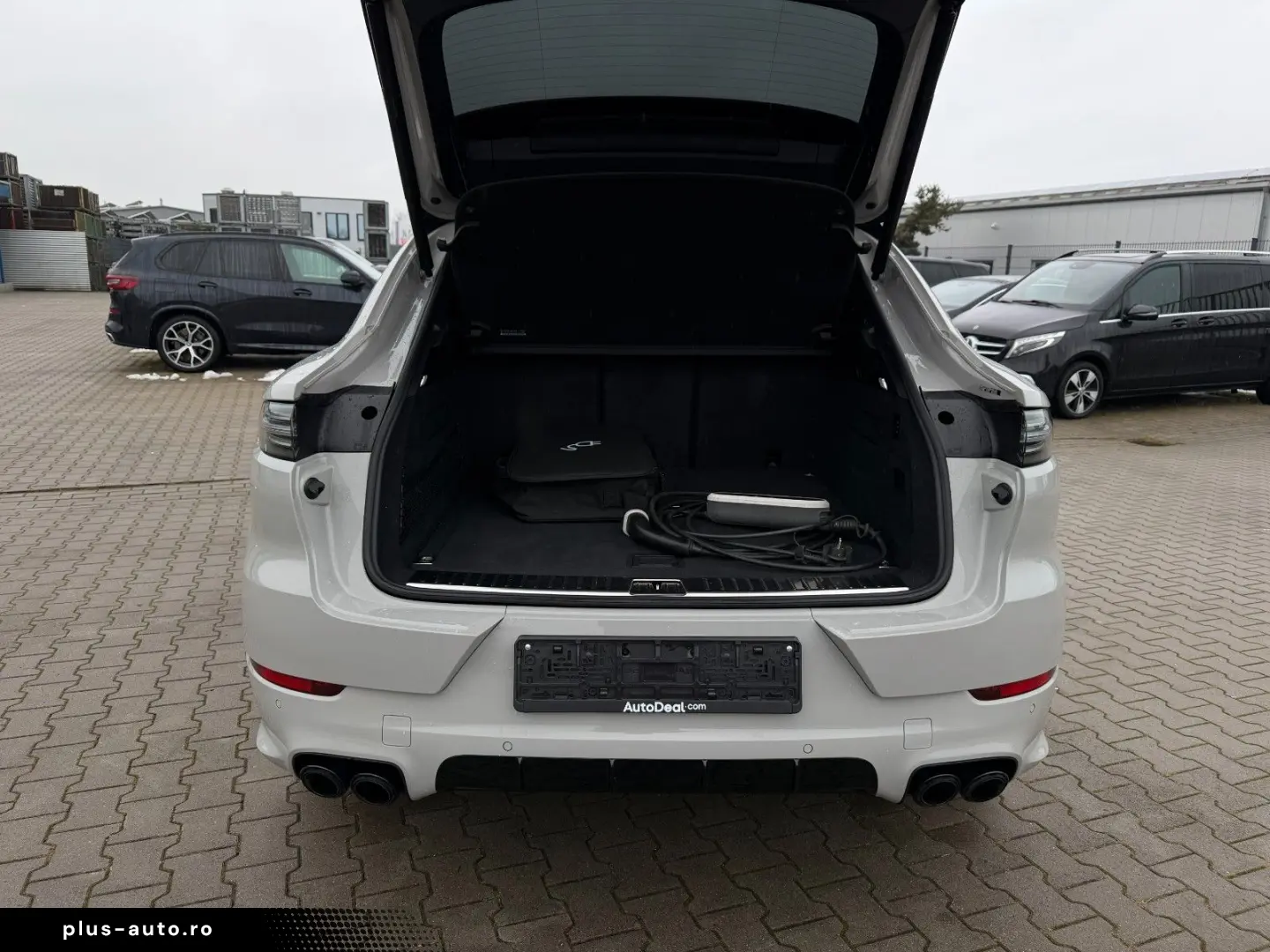 PORSCHE Cayenne COUPE 3.0 Hybrid SPORT DESIGN PACKAGE