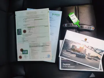 PORSCHE Cayenne COUPE 3.0 Hybrid SPORT DESIGN PACKAGE