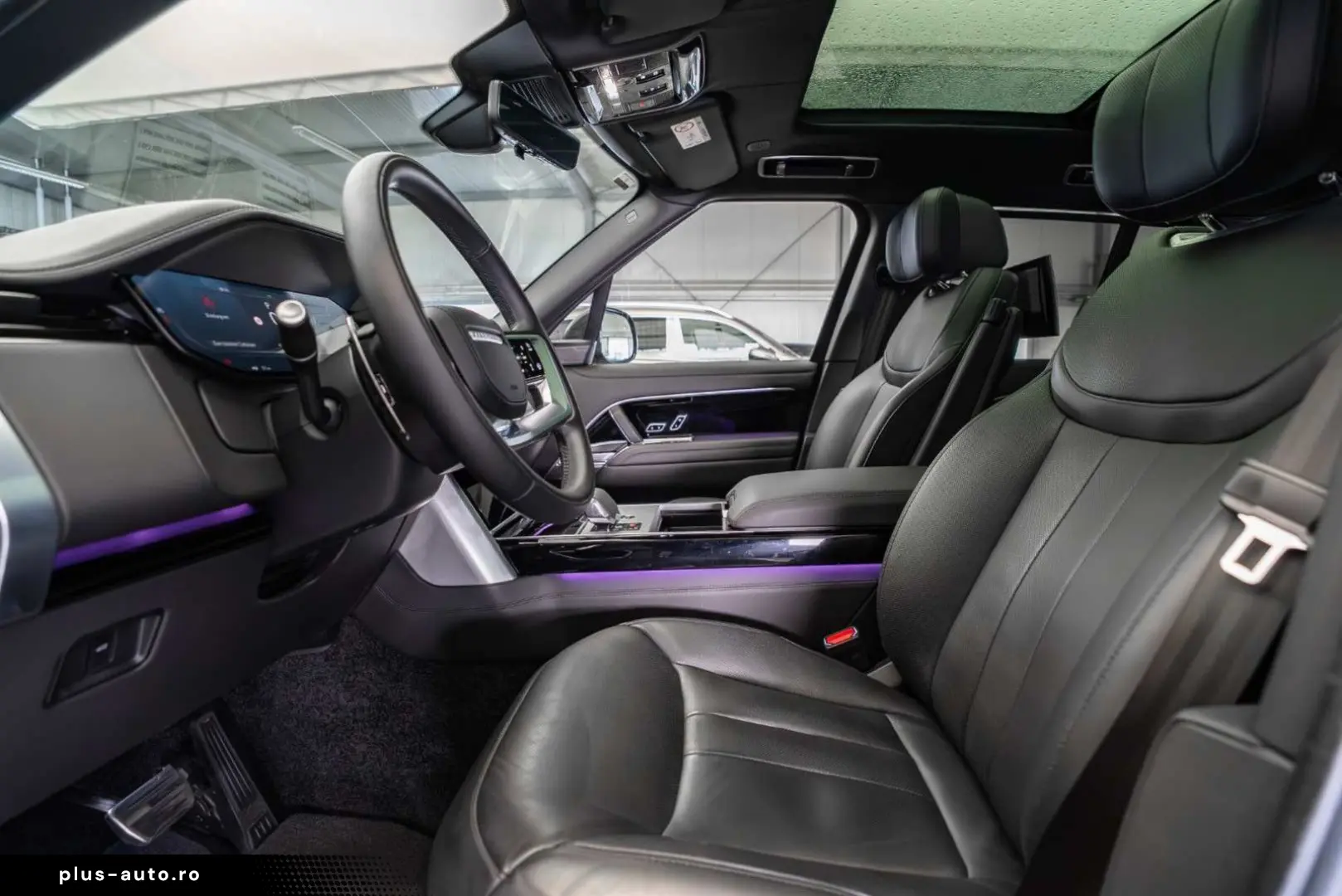 LAND ROVER Range Rover P530 Autobiography TV