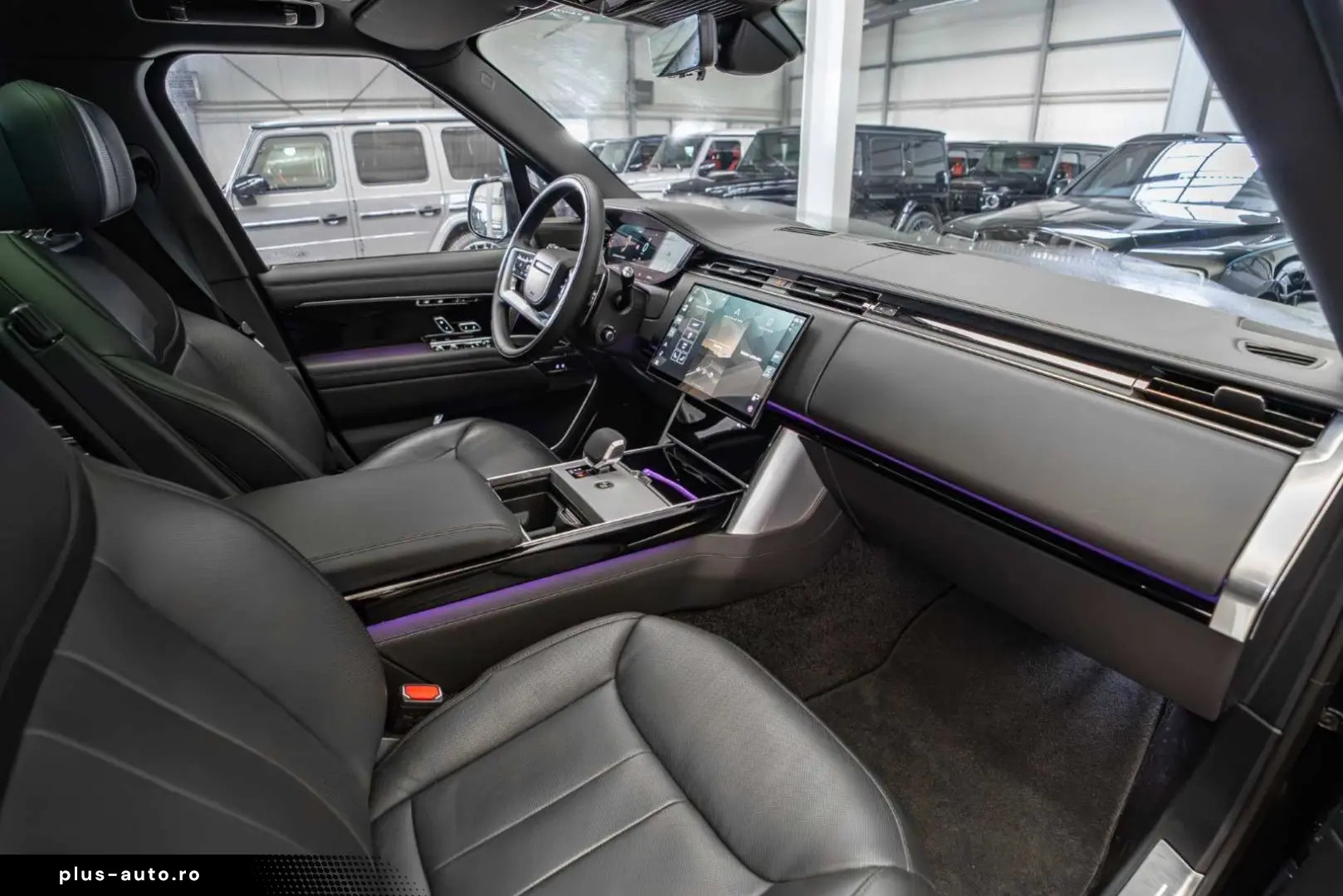 LAND ROVER Range Rover P530 Autobiography TV