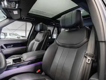 LAND ROVER Range Rover P530 Autobiography TV