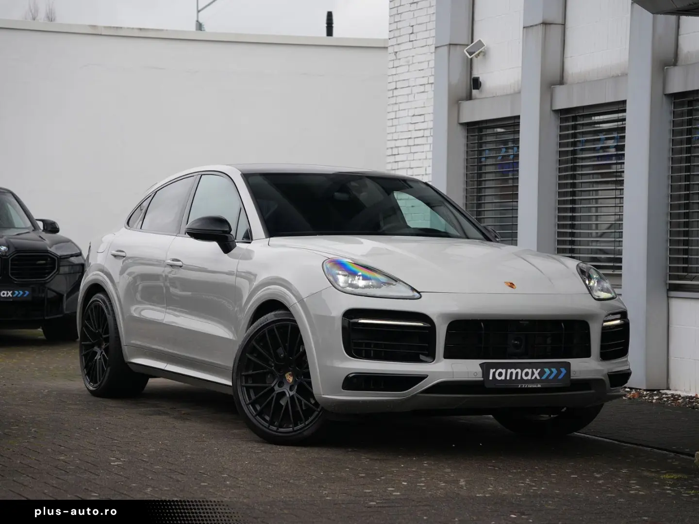 PORSCHE E-Hybrid Coupé PLATINUM-SPORTDESIGN-INNODRI-VOLL