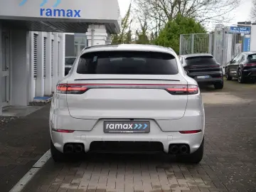 PORSCHE E-Hybrid Coupé PLATINUM-SPORTDESIGN-INNODRI-VOLL