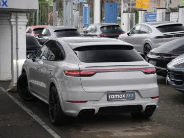 PORSCHE E-Hybrid Coupé PLATINUM-SPORTDESIGN-INNODRI-VOLL