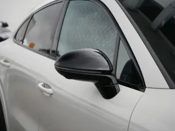 PORSCHE E-Hybrid Coupé PLATINUM-SPORTDESIGN-INNODRI-VOLL