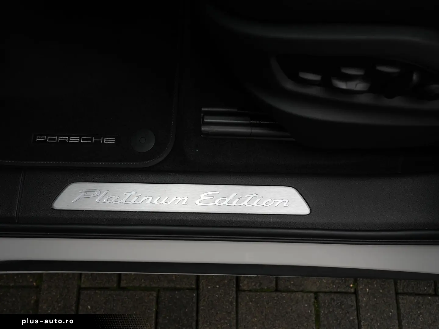 PORSCHE E-Hybrid Coupé PLATINUM-SPORTDESIGN-INNODRI-VOLL