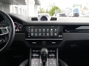 PORSCHE E-Hybrid Coupé PLATINUM-SPORTDESIGN-INNODRI-VOLL