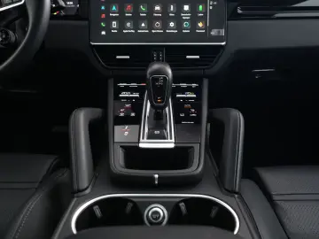 PORSCHE E-Hybrid Coupé PLATINUM-SPORTDESIGN-INNODRI-VOLL