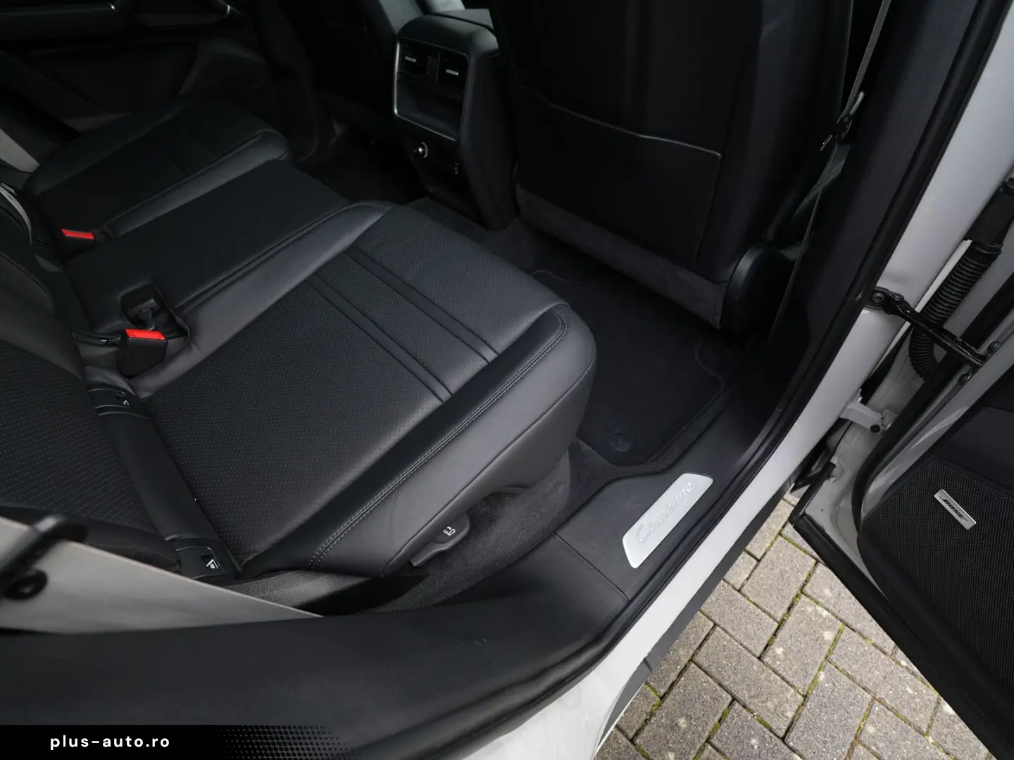 PORSCHE E-Hybrid Coupé PLATINUM-SPORTDESIGN-INNODRI-VOLL