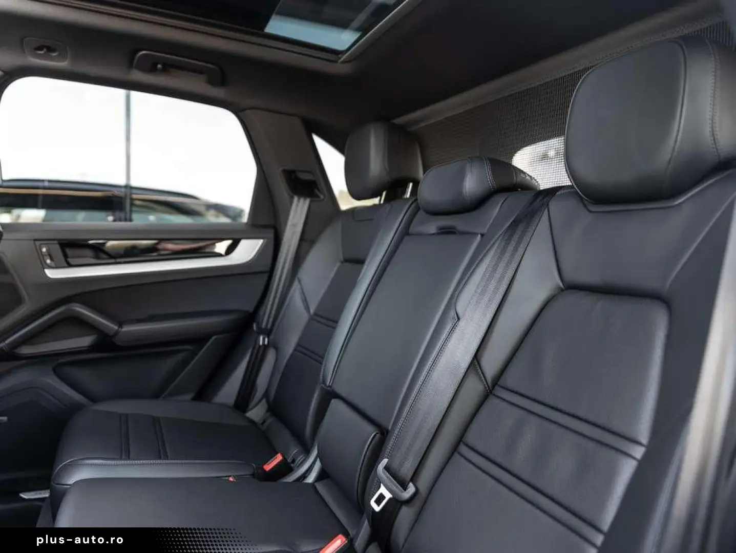 PORSCHE Cayenne E-HYBRID SPORTDES UITL AIR MATR PANO ACC