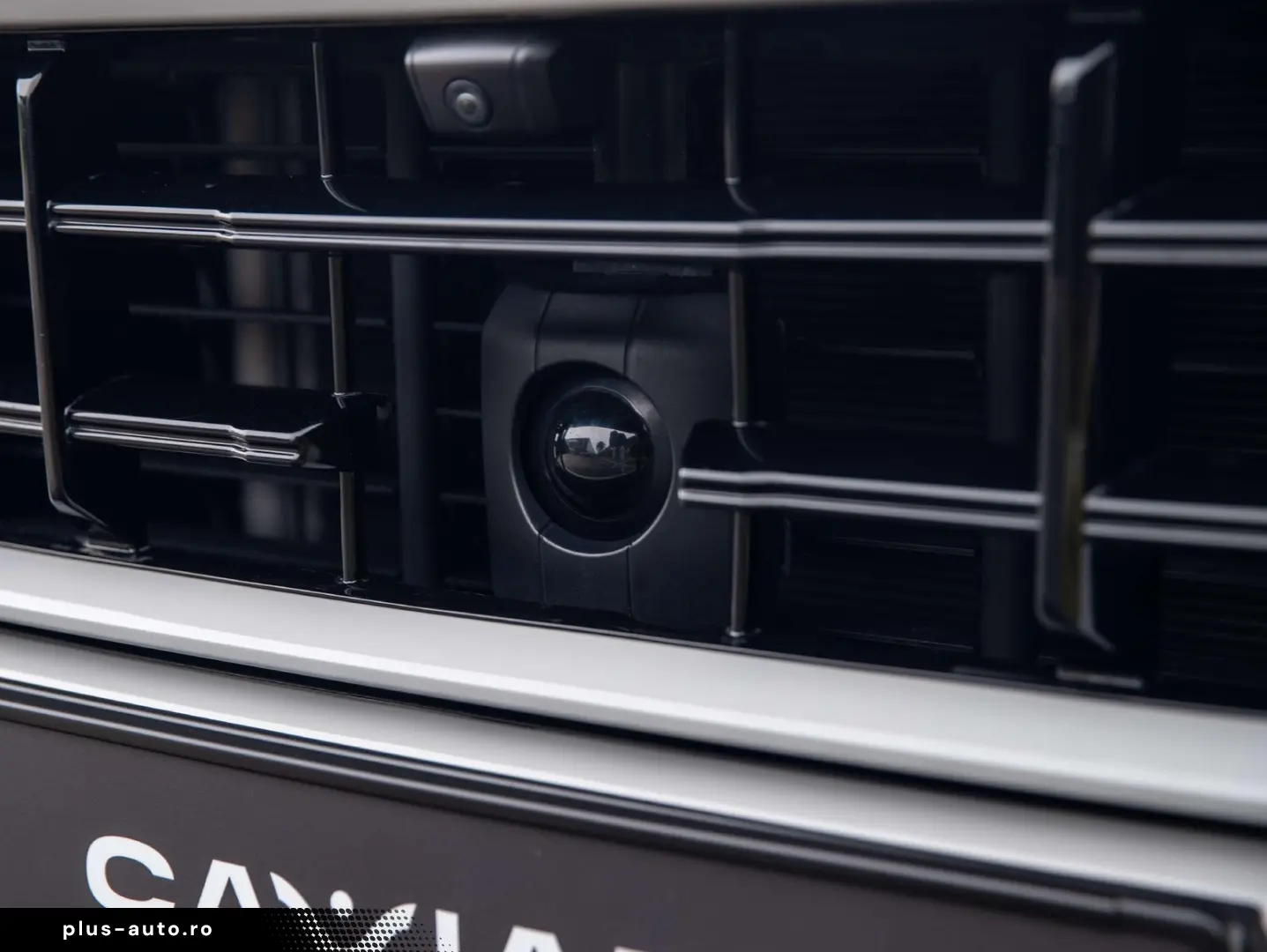 PORSCHE Cayenne E-HYBRID SPORTDES UITL AIR MATR PANO ACC