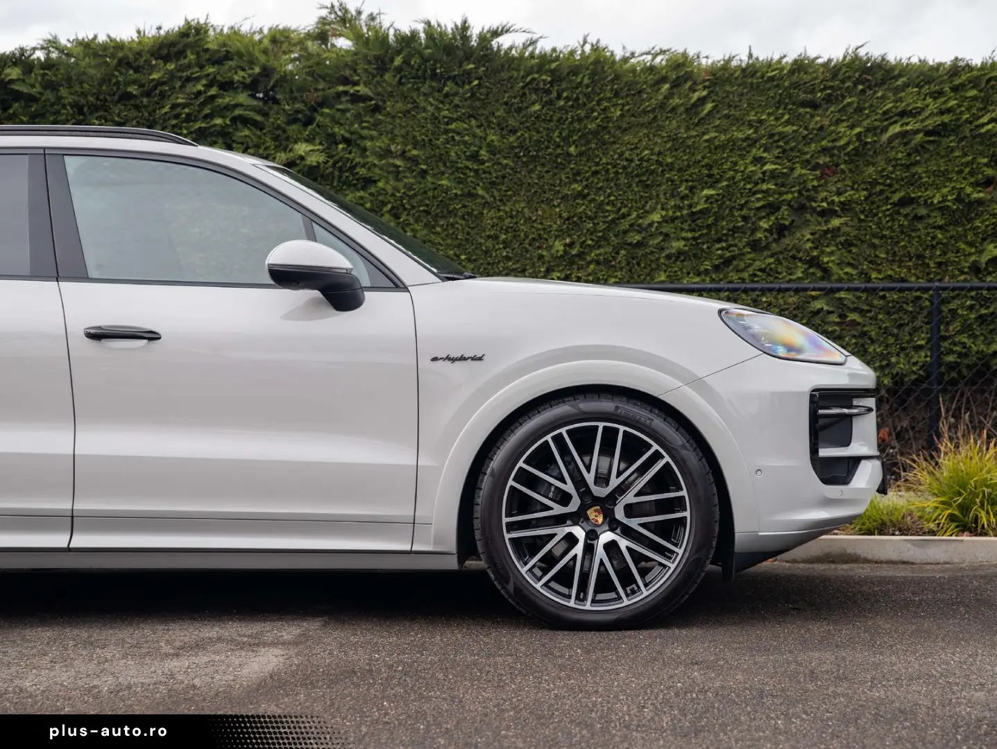 PORSCHE Cayenne E-HYBRID SPORTDES UITL AIR MATR PANO ACC
