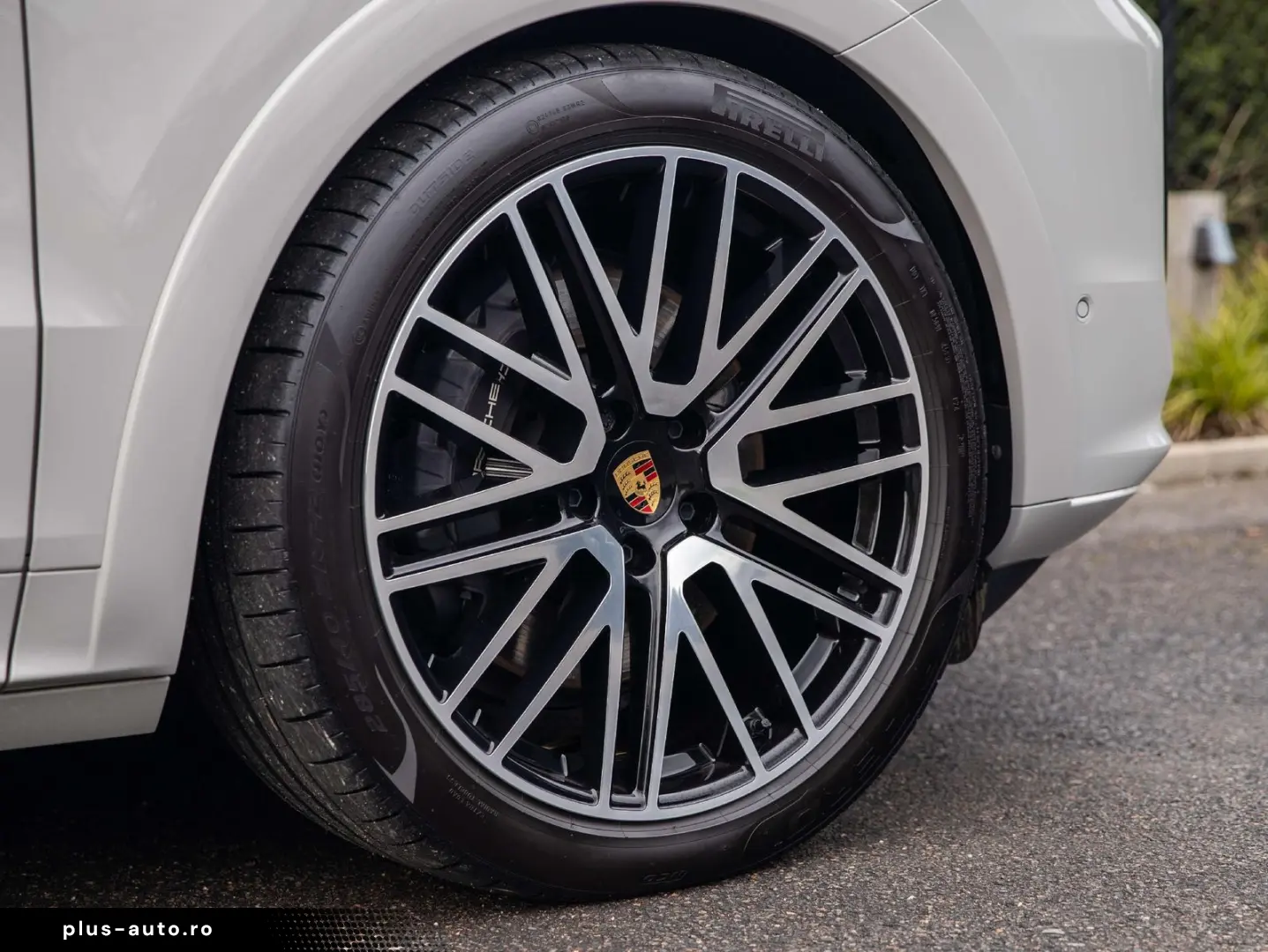 PORSCHE Cayenne E-HYBRID SPORTDES UITL AIR MATR PANO ACC