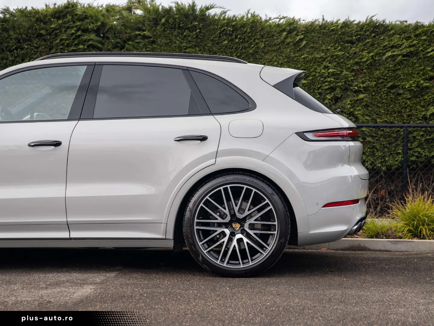 PORSCHE Cayenne E-HYBRID SPORTDES UITL AIR MATR PANO ACC