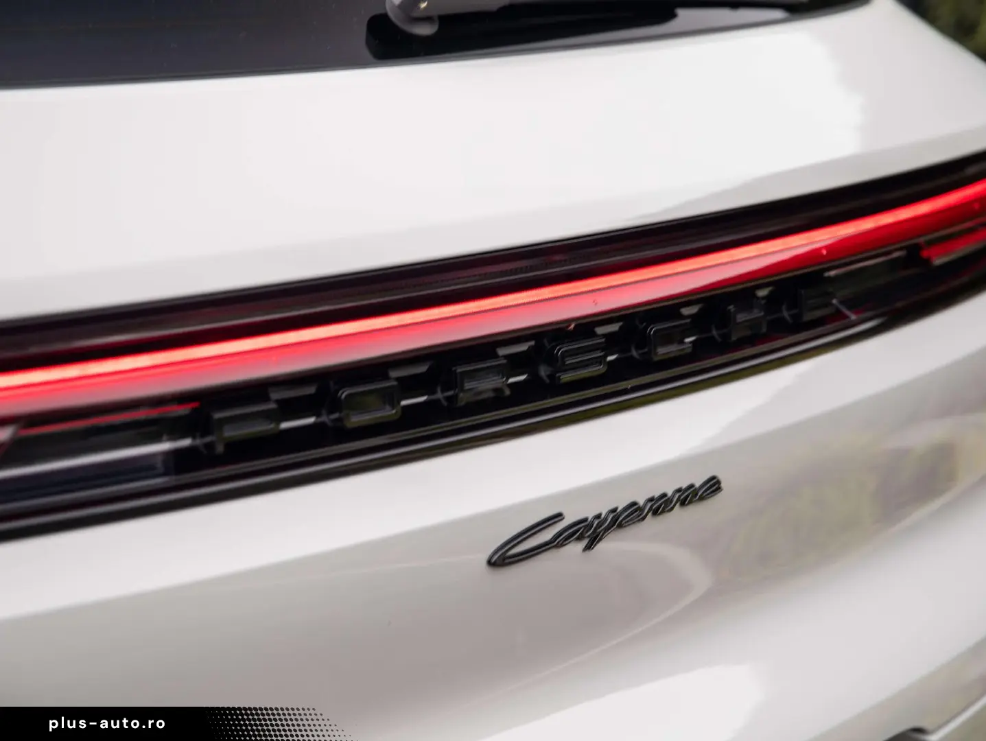 PORSCHE Cayenne E-HYBRID SPORTDES UITL AIR MATR PANO ACC