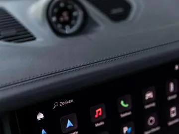 PORSCHE Cayenne E-HYBRID SPORTDES UITL AIR MATR PANO ACC