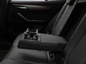 BMW X2 sD18i M Sport Edition Panorama Kamera 19Zoll