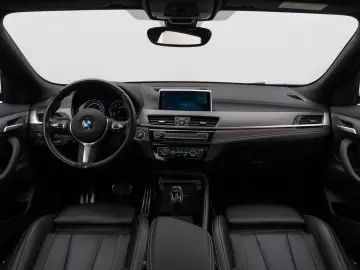 BMW X2 sD18i M Sport Edition Panorama Kamera 19Zoll