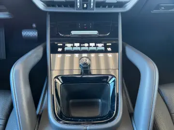 PORSCHE Cayenne E-Hybrid Kreide · NightVision · Massage