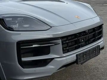 PORSCHE Cayenne Coupe SPORTDESIGN-PAKET 22 EXCLUSIVE