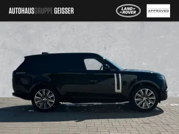 LAND ROVER Range Rover P550e Autobiography