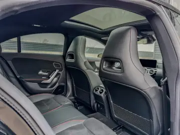 Mercedes-Benz CLA 250 4Matic