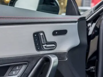 Mercedes-Benz CLA 250 4Matic