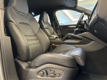 PORSCHE Cayenne Coupe Turbo GT 1.Hand Approved Garantie