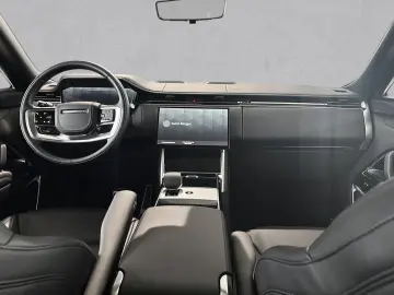 LAND ROVER Range Rover P530 Autobiography TV