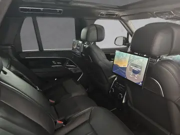 LAND ROVER Range Rover P530 Autobiography TV