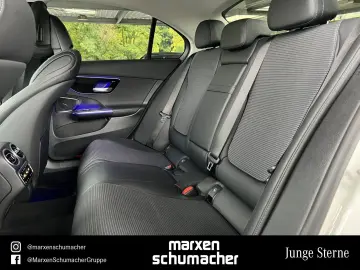 MERCEDES-BENZ C 300 e AVANTGARDE Night 360  AdvSound…