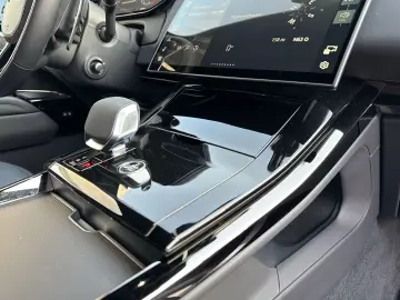 LAND ROVER Range Rover Sport D350 Autobiography AHK Black P