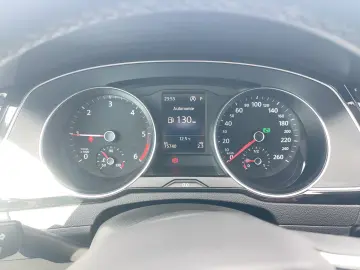 VW Passat Comfortline 2.0 TDI DSG