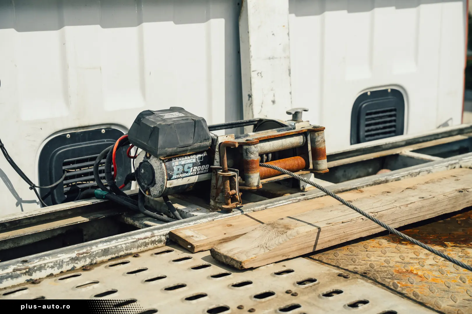 Autoplatforma Renault Master 2.3 dCi