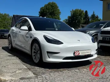 Tesla Model 3 MJ2023 Standard Range   Enhanced Autopilot
