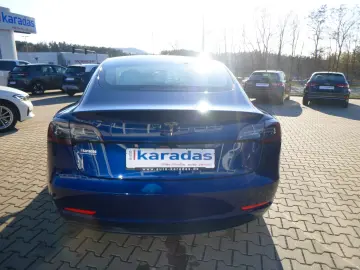 Tesla Model 3 Long Range RWD