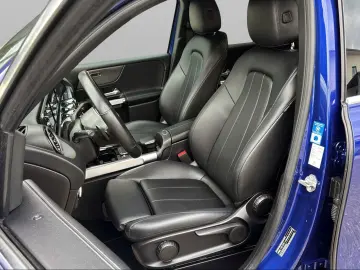 MERCEDES-BENZ GLB 200d 4Matic