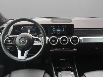 MERCEDES-BENZ GLB 200d 4Matic
