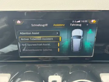 MERCEDES-BENZ GLB 200d 4Matic