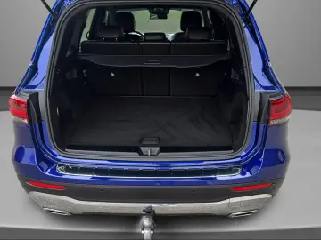 MERCEDES-BENZ GLB 200d 4Matic