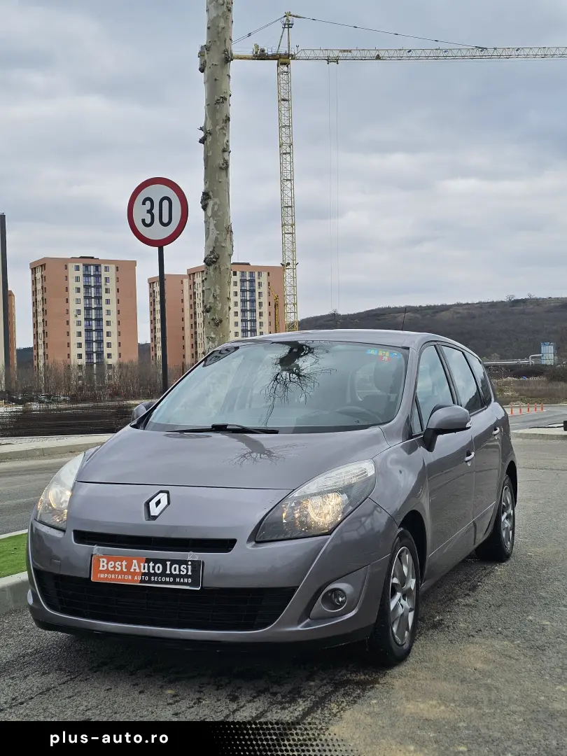 Renault Grand Scenic 1.5 DCI 7 locuri