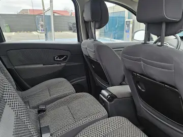 Renault Grand Scenic 1.5 DCI 7 locuri