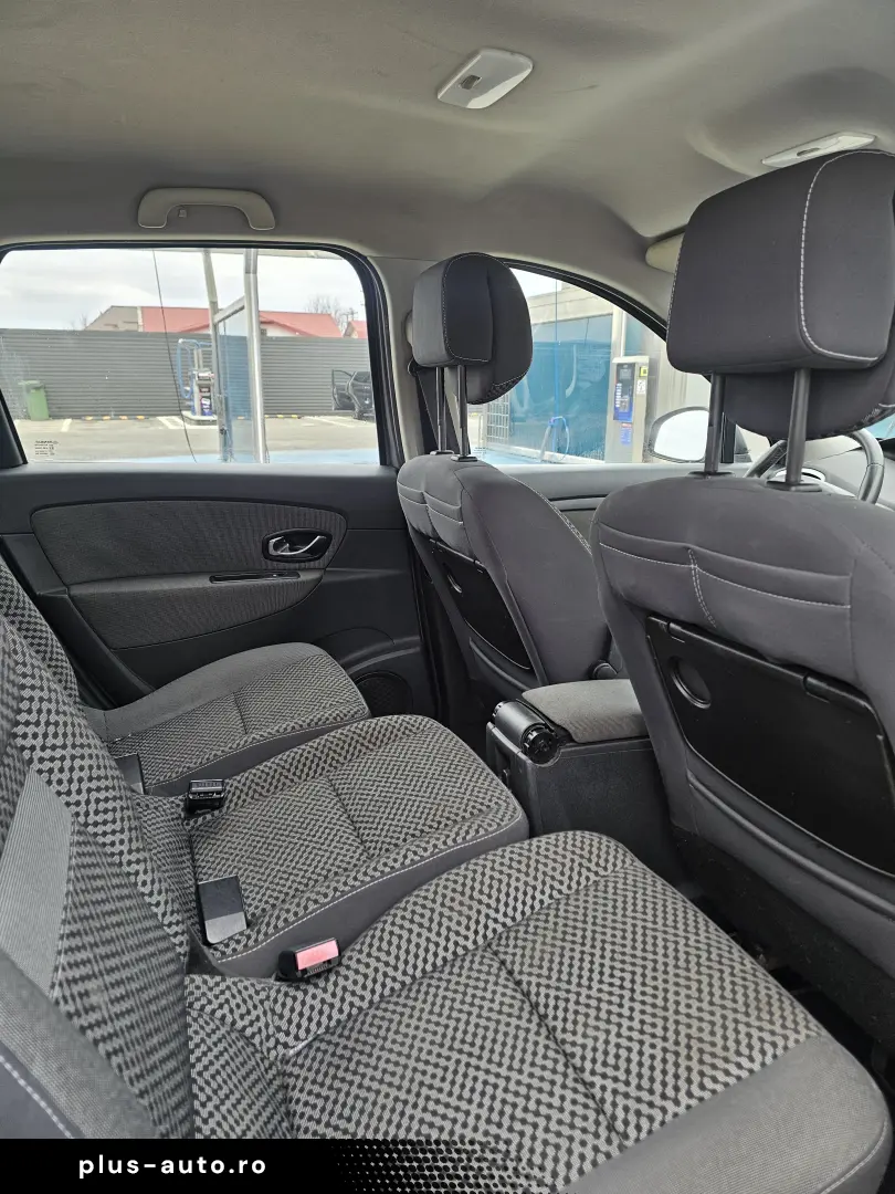 Renault Grand Scenic 1.5 DCI 7 locuri