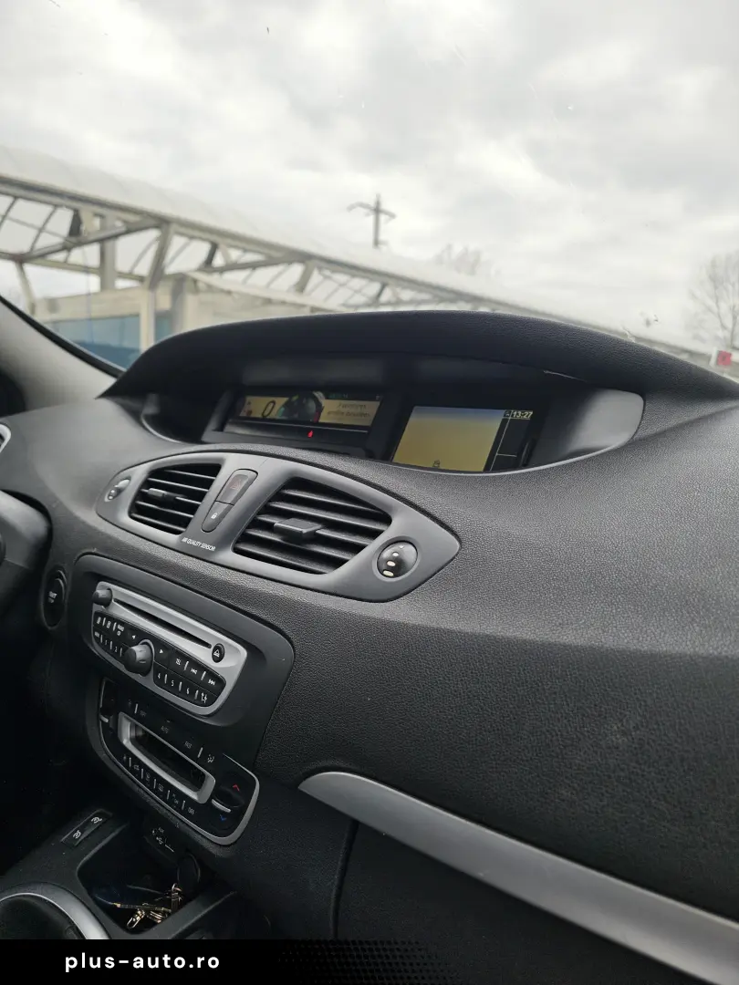 Renault Grand Scenic 1.5 DCI 7 locuri