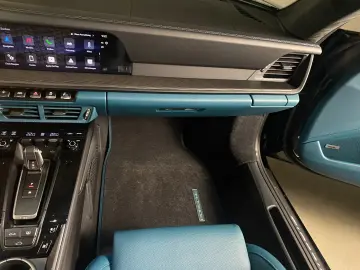 Porsche 992 (911) Carrera GTS   PDCC   Liftsystem   BOSE