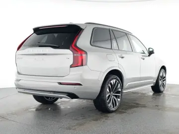 VOLVO XC90 FACELIFT Plus Dark Recharge Plug-In Hybrid