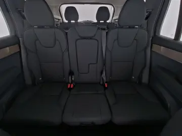 VOLVO XC90 FACELIFT Plus Dark Recharge Plug-In Hybrid